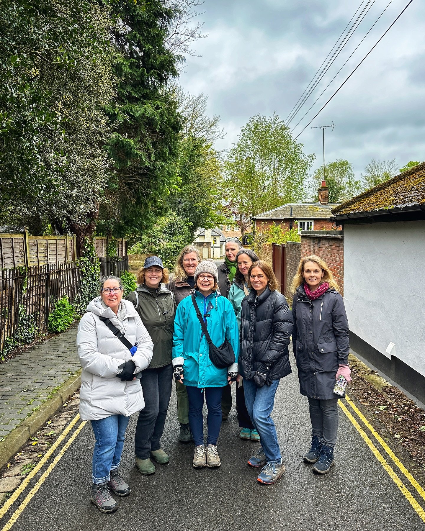 A fab St Albans Smartphone Safari with the ladies from @athenastalbans.  Thank you so much for coming along and braving the cold (just checking it is May next week right???). 

#smartphonephotography #smartphonephotographer #smartphonephotographywork