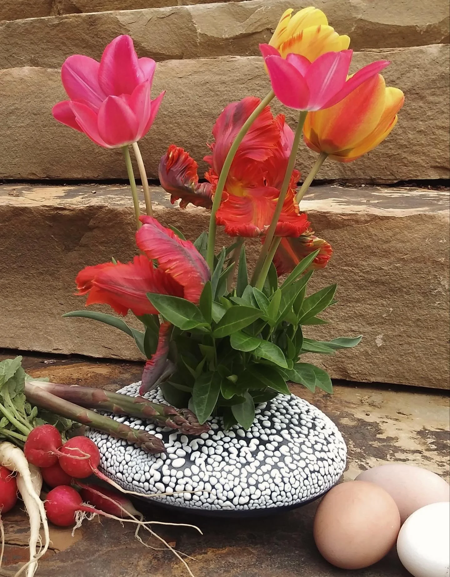 We can&rsquo;t imagine how tulip planting in Holland goes, but here&rsquo;s a look at how we do it! 
We&rsquo;re putting these bulbs to sleep so they can spring up just in time for Easter in early April! 

Keep your eyes peeled for when we announce t