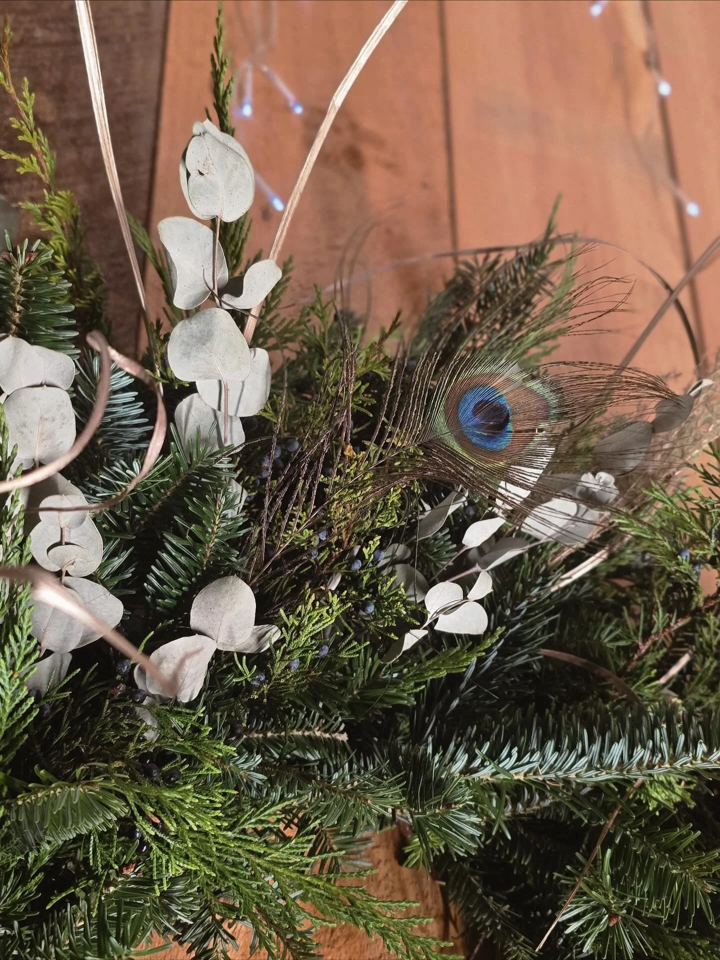 Snow&rsquo;s not falling but wreaths are dropping at Stormbrew! Visit our website and click on the &lsquo;shop&rsquo; tab to view all of our wreaths that are for sale. 

Garnish your home with a classic wreath with some Stormbrew flair for this holid