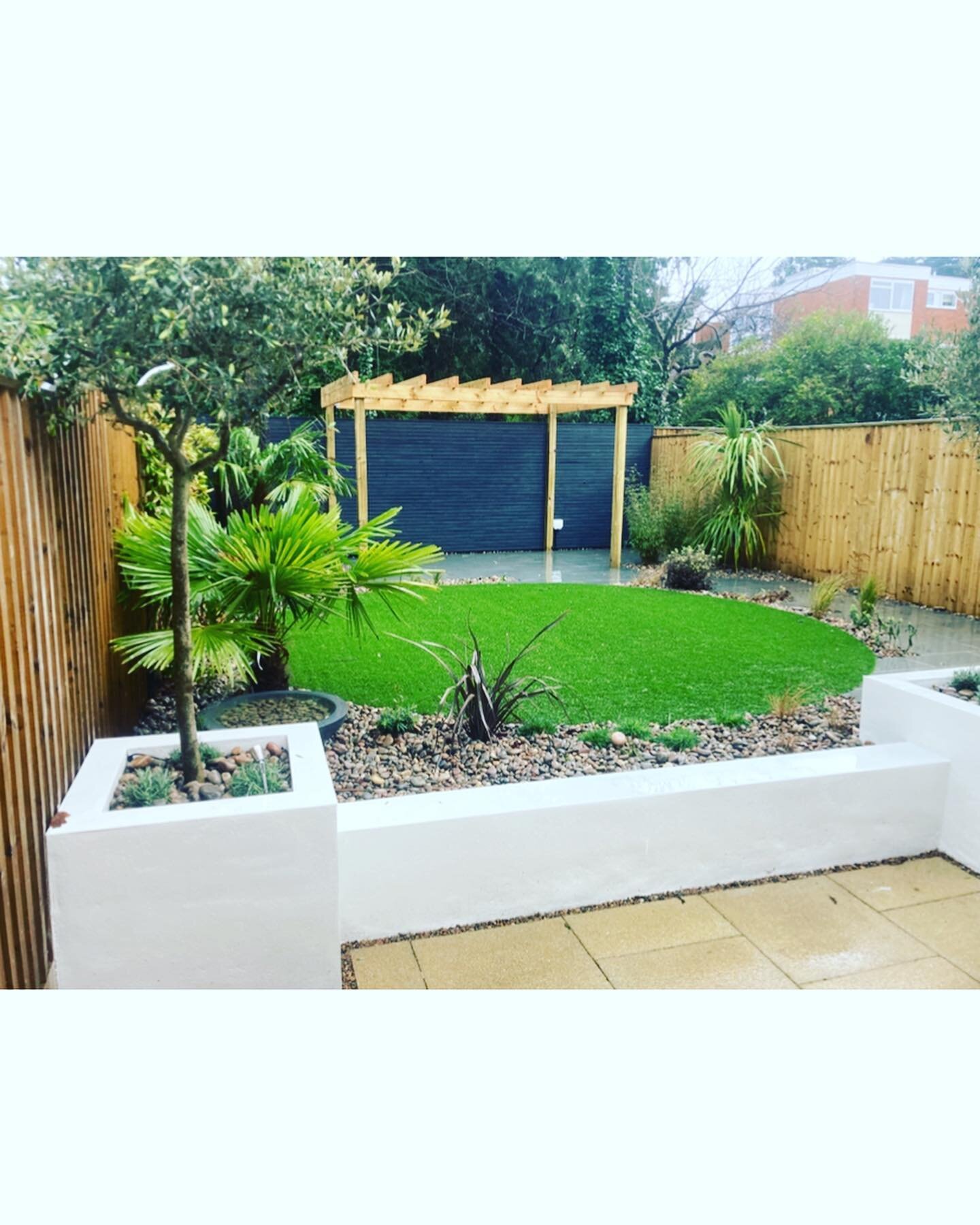 We recently designed and built this small garden in Branksome park. The garden was a blank canvas. The house is a 2nd home so low maintenance was a consideration. The owner wanted an entertaining space and somewhere to relax and enjoy. 

#gardendesig