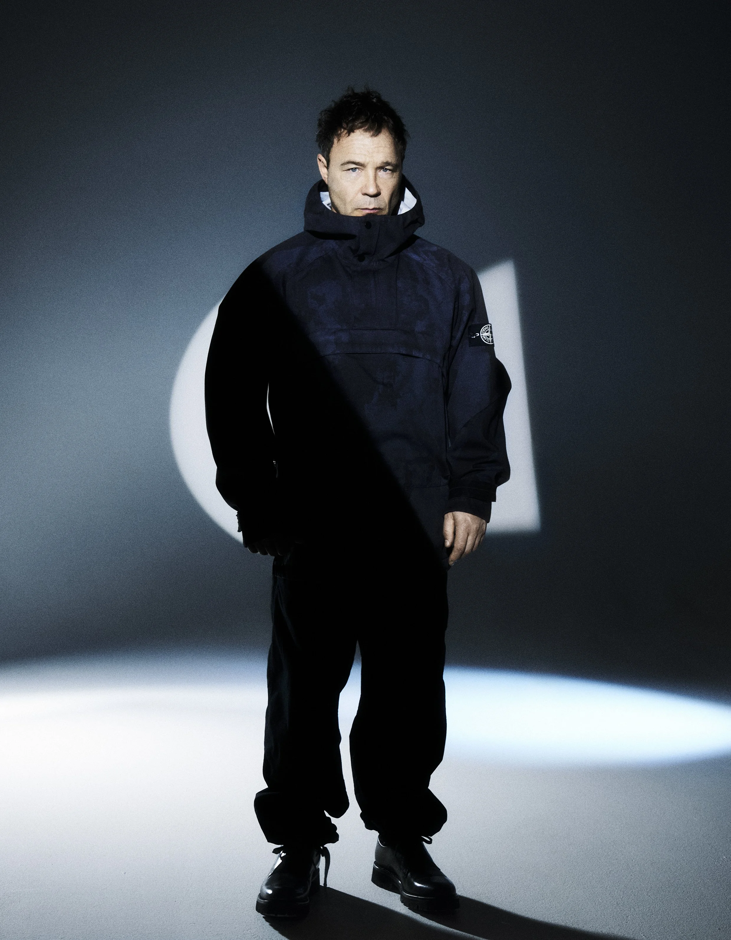 Stephen_Graham_DEFINED_03_NO_LOGO.jpg