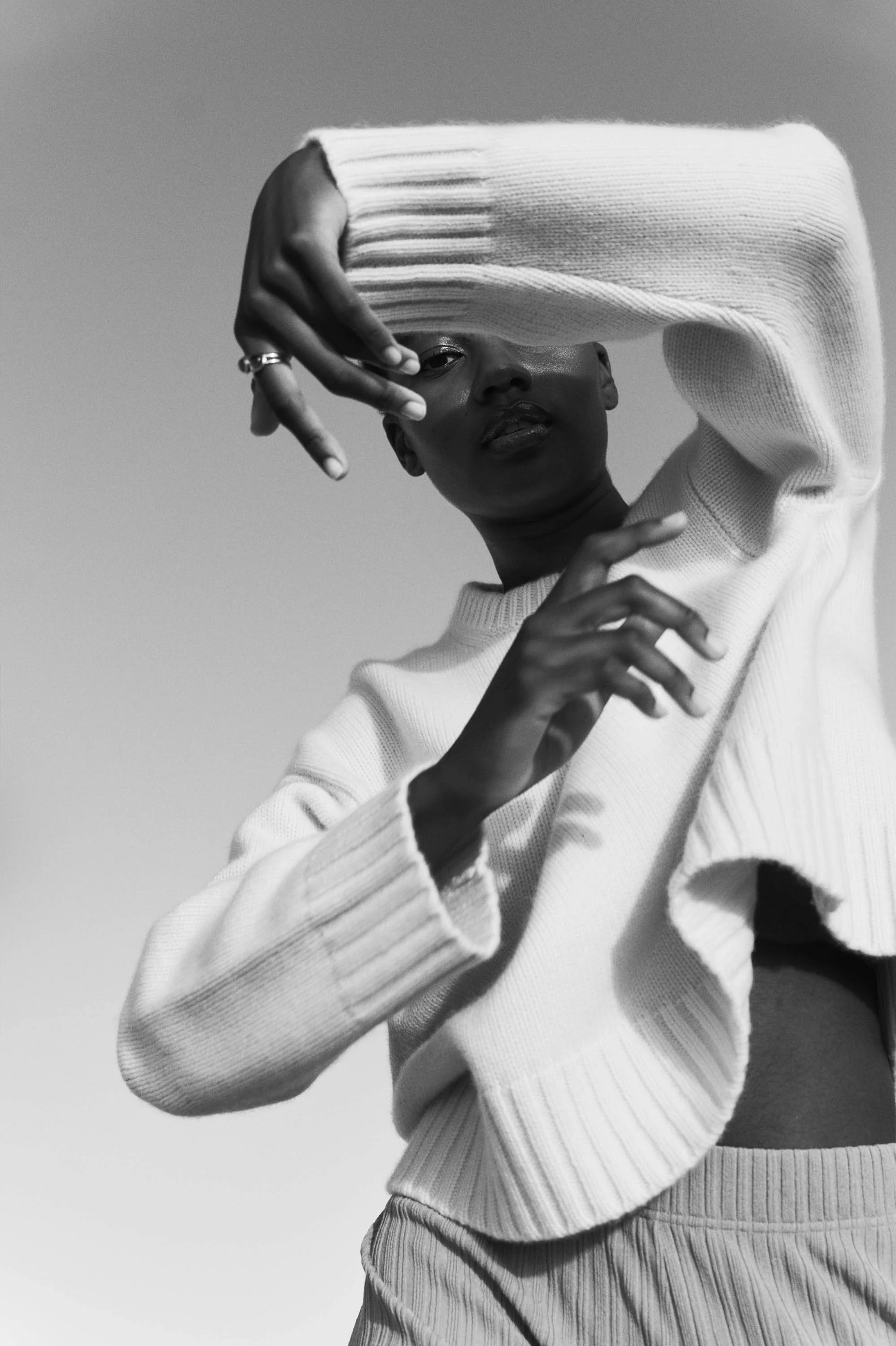 2025_11_30_ELLE_CPT_SUMMER_KNIT_SUMMER_KNIT_SHOT_09_1313 1.jpg