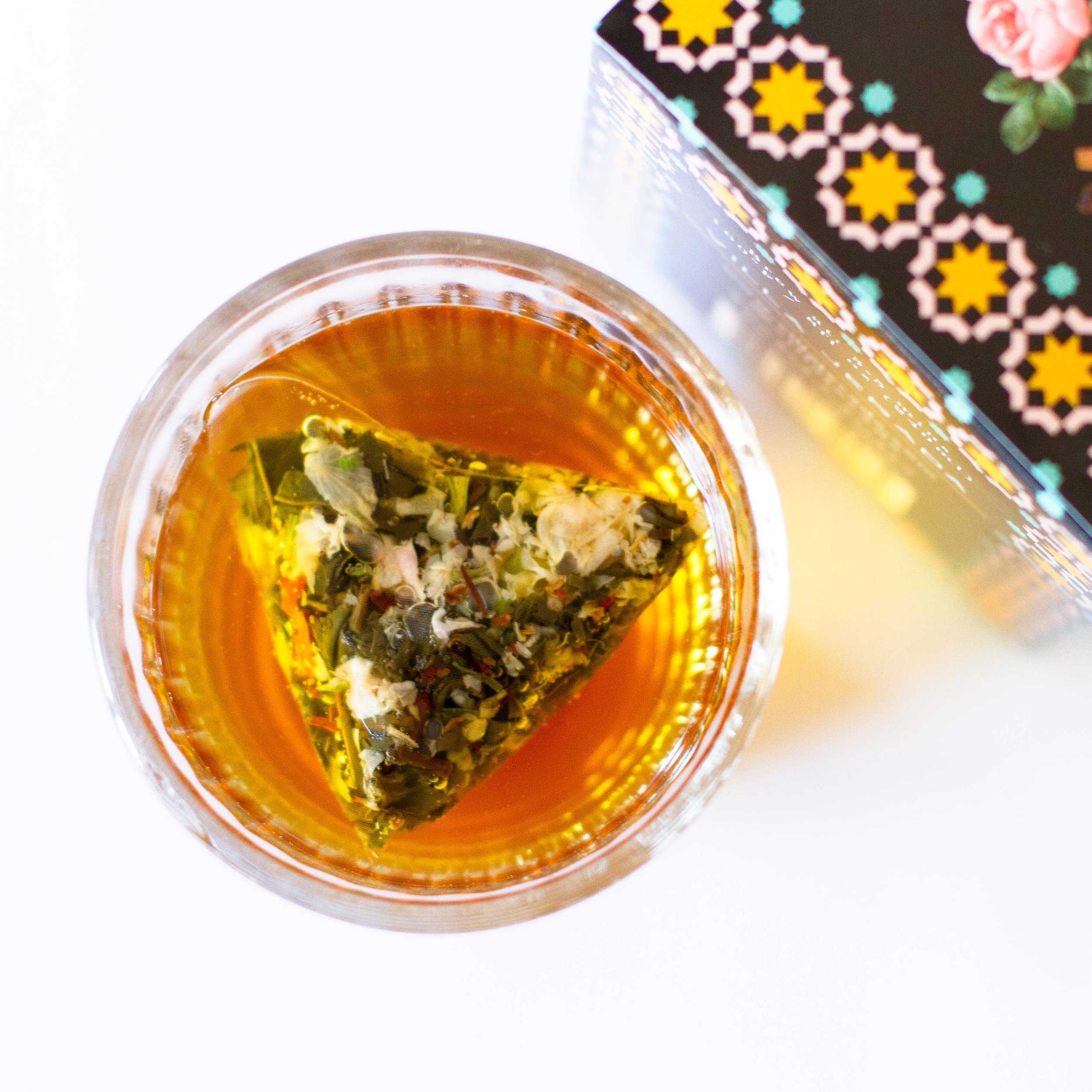 saffron-rose-green-tea-150g-12-tea-bags-9.jpg
