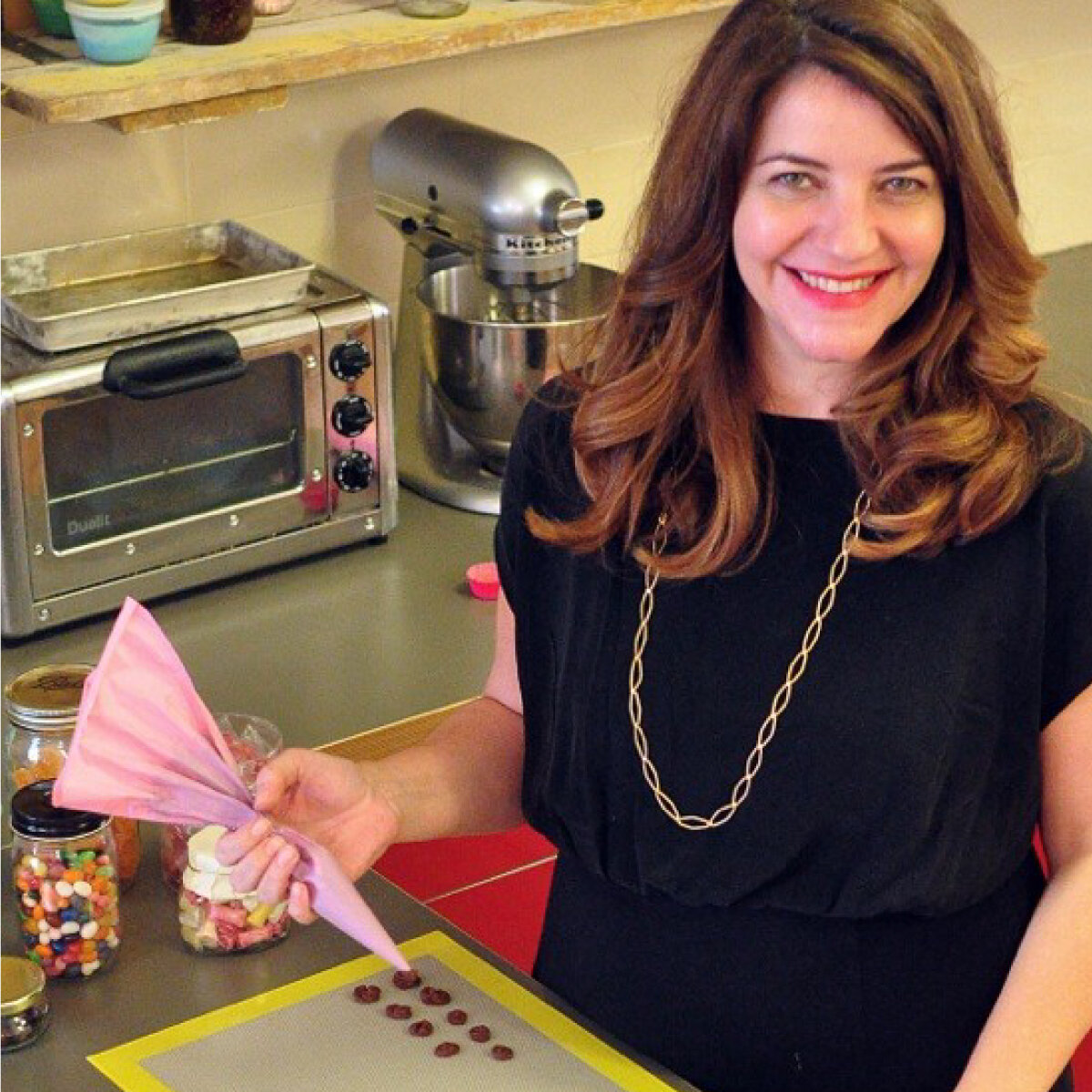 Ep. 26 Beth Kimmerle: From A Sweet Tooth to A Food and Candy Expert