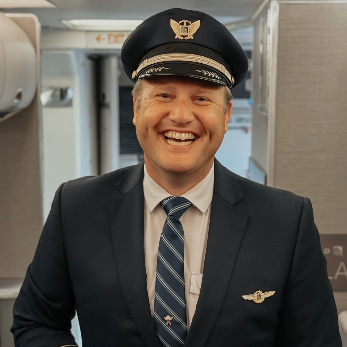 Social Media Impact at 30,000 Feet with Paul Holte (Ep. 177)