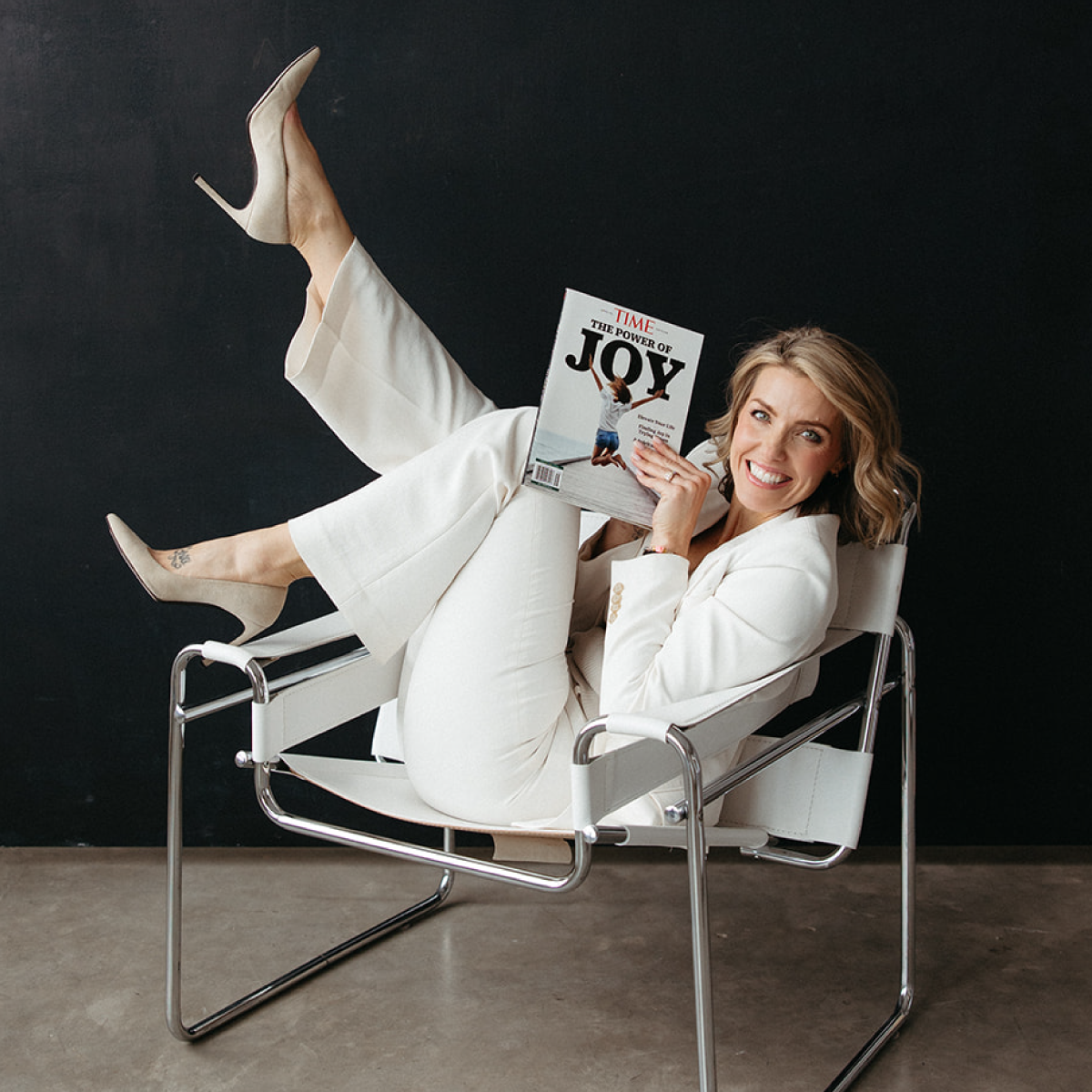 Bring the Joy on Social Media with Jessica Janzen (Ep. 186)