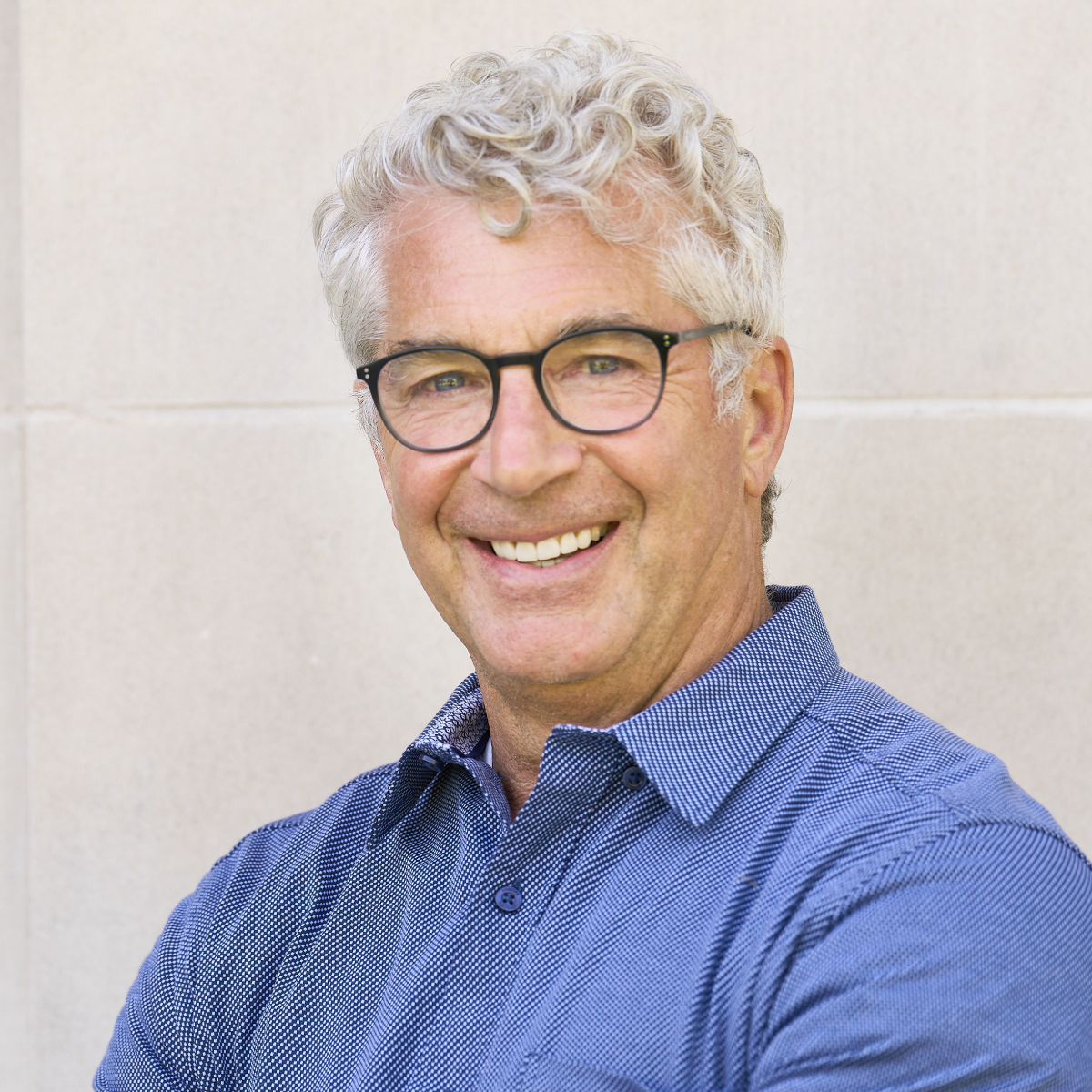 From Social Skeptic to Executive Influencer with Mark Peters (Ep. 187)