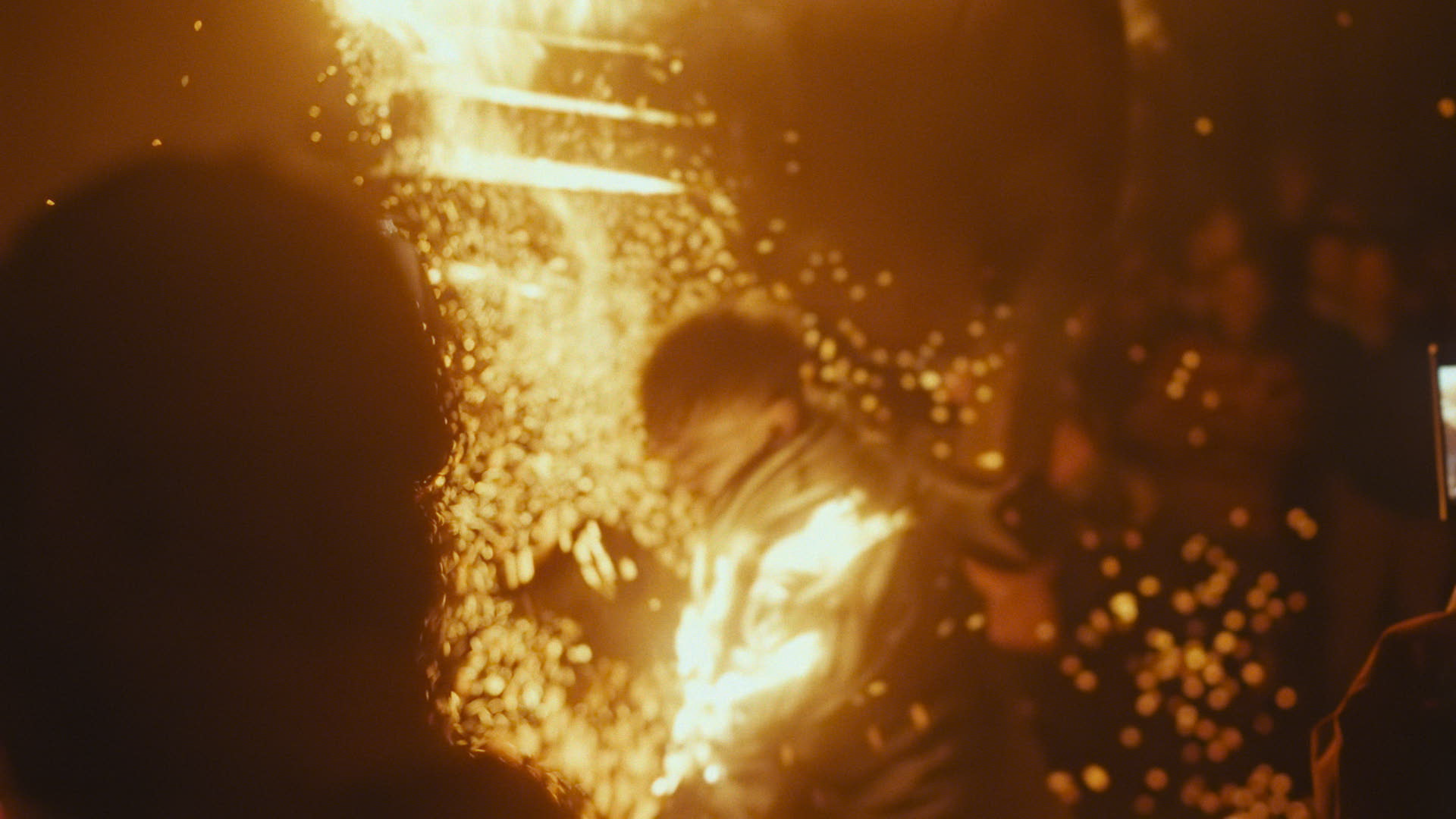 BEATING HEART_Picture edit_V8_GRADED MASTER.00_03_19_10.Still011.png