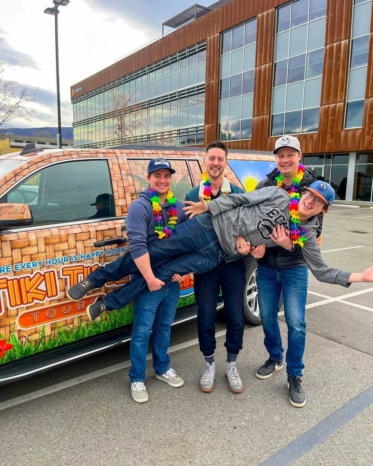 Who said this is just a summer thing? 🍺🌸

The brewery + cidery tour is already in full swing! Good drinks, good music, and even better company.

No peak season crowds, just good vibes. 🥂

#TikiTimeTours #okanagantourism #Kelowna #vancouverbc #Vanc