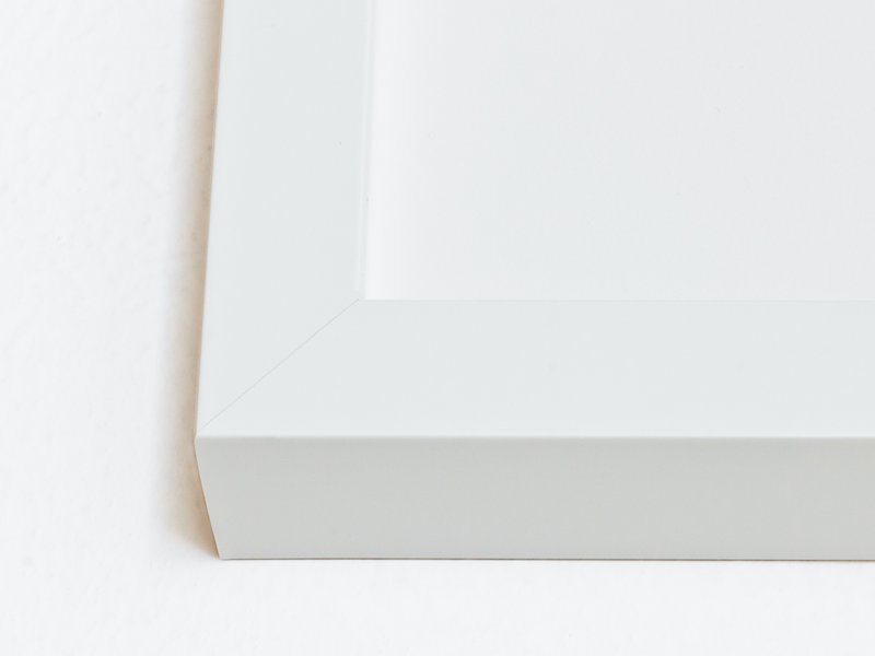 white-gallery-frame.png
