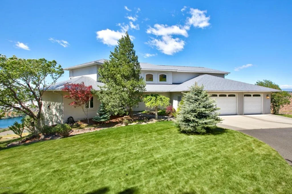 Cardenas Realty Group