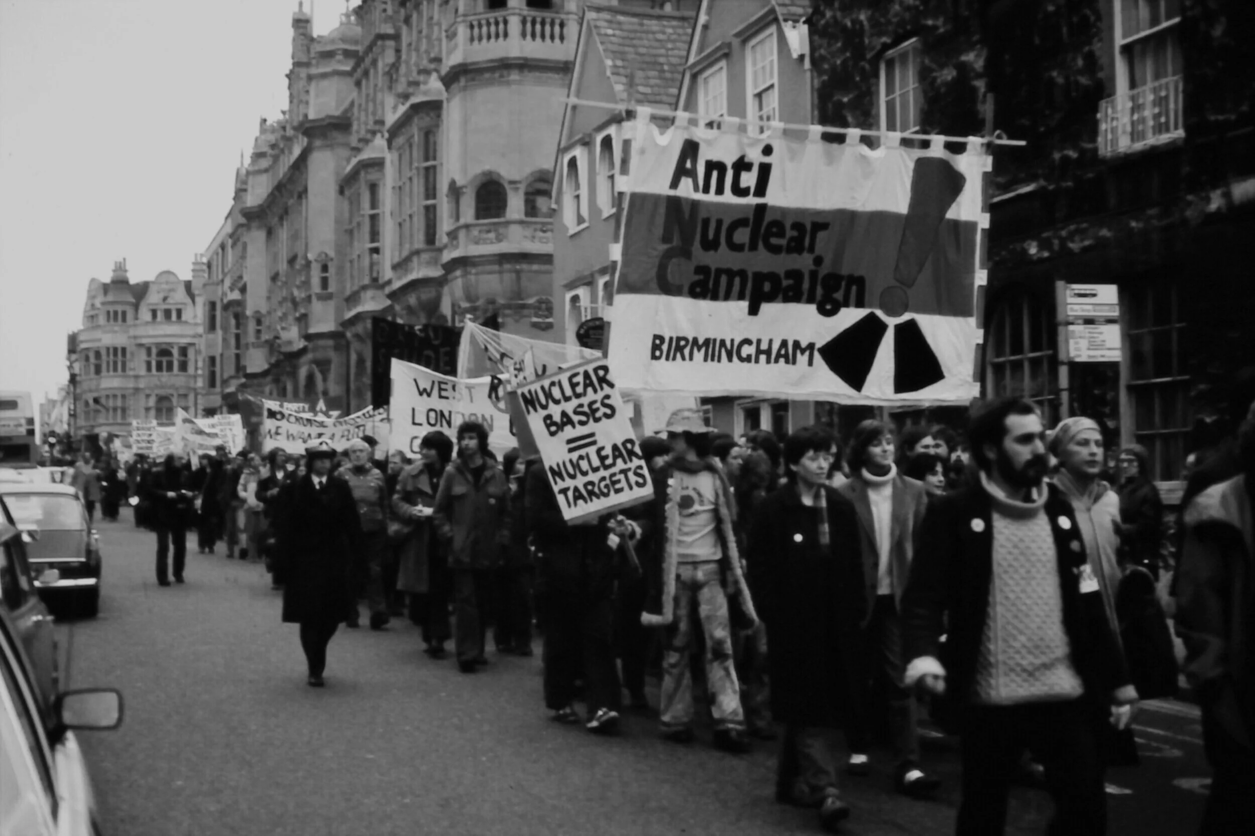 Anti-nuclear_weapons_protest%25252C_UK_1980.jpg