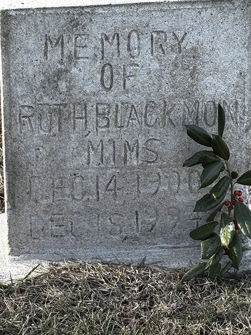 ruth blackmon mims headstone_500px.jpg