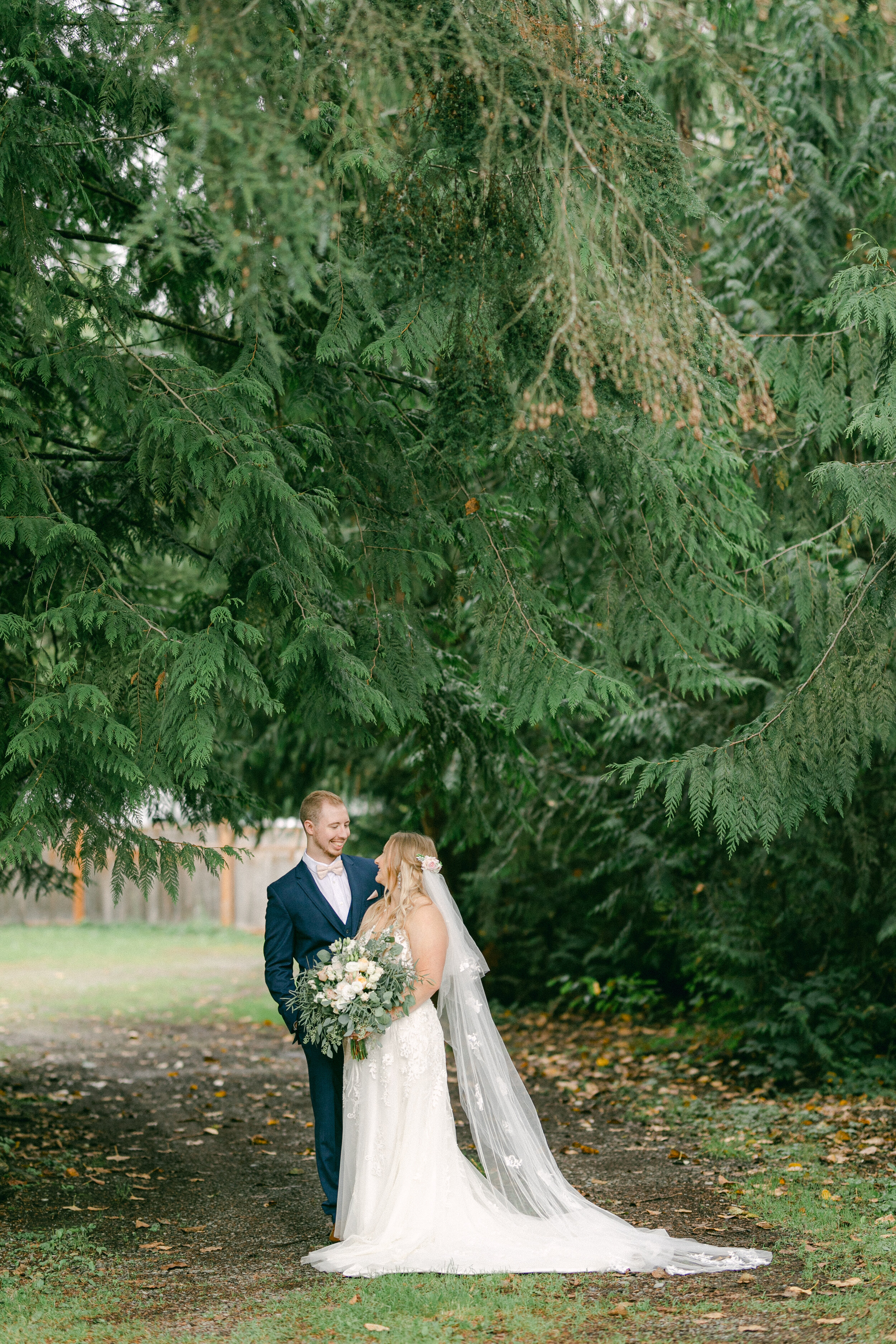 Lindeng Photography. Seattle wedding photographer
