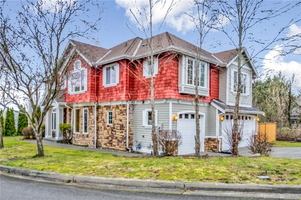 3,070 SqFt | 5 Beds | 2.5 Baths | Sold By: $1.6M