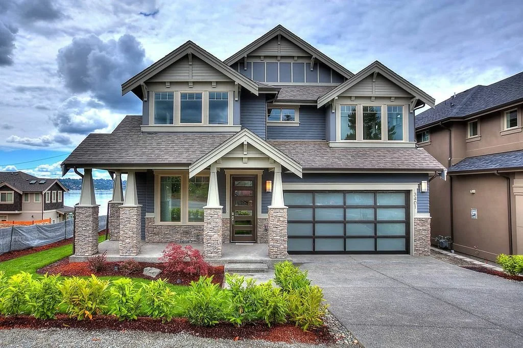 4,013 SqFt | 4 Beds | 3.5 Baths | Sold By: $1.008M