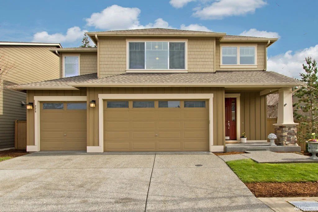 3,069 SqFt | 5 Beds | 2.75 Baths | Sold By: $970K