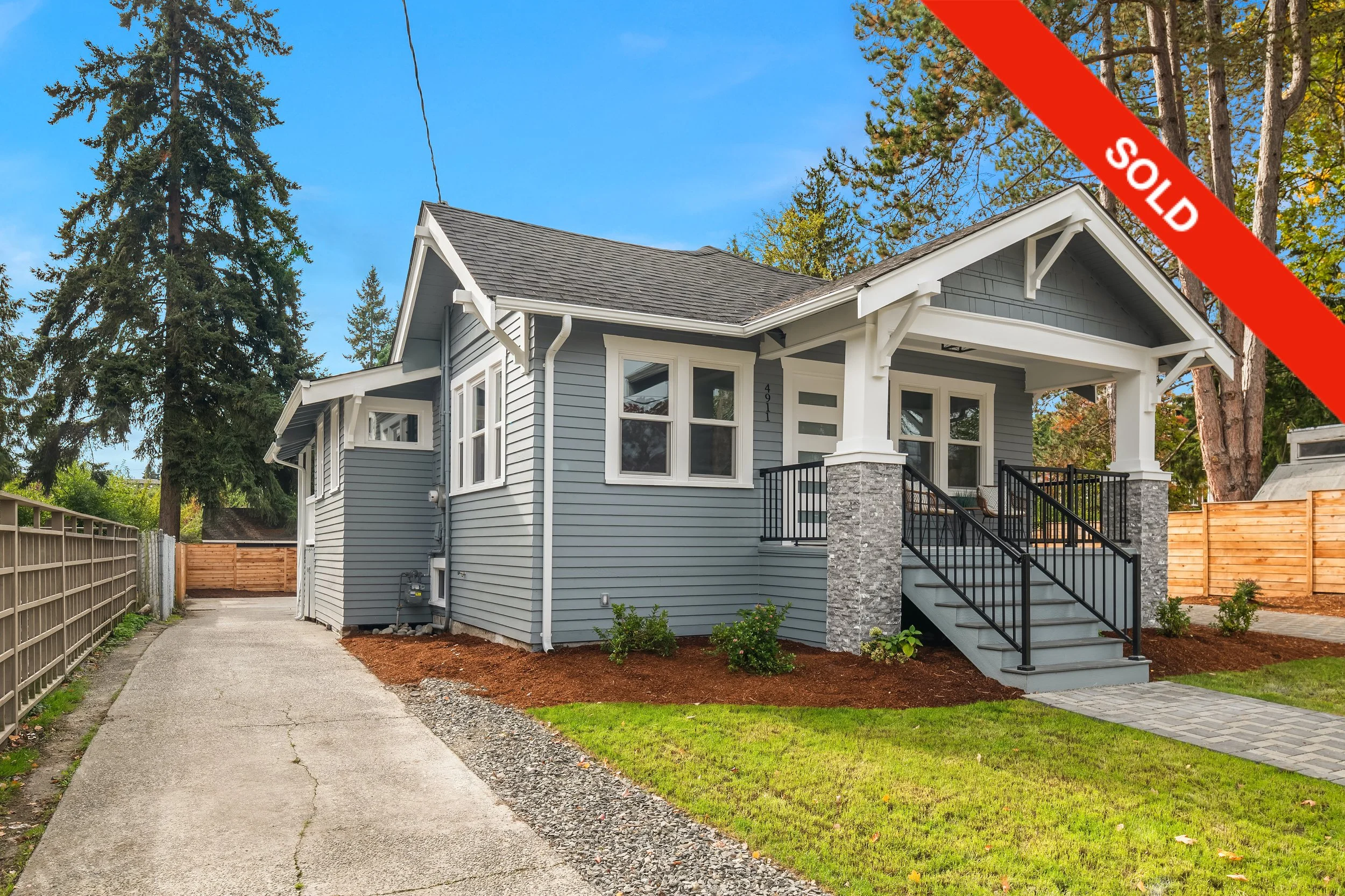 1,660 SqFt | 3 Beds + Office | 1.75 Baths | Sold: $950K