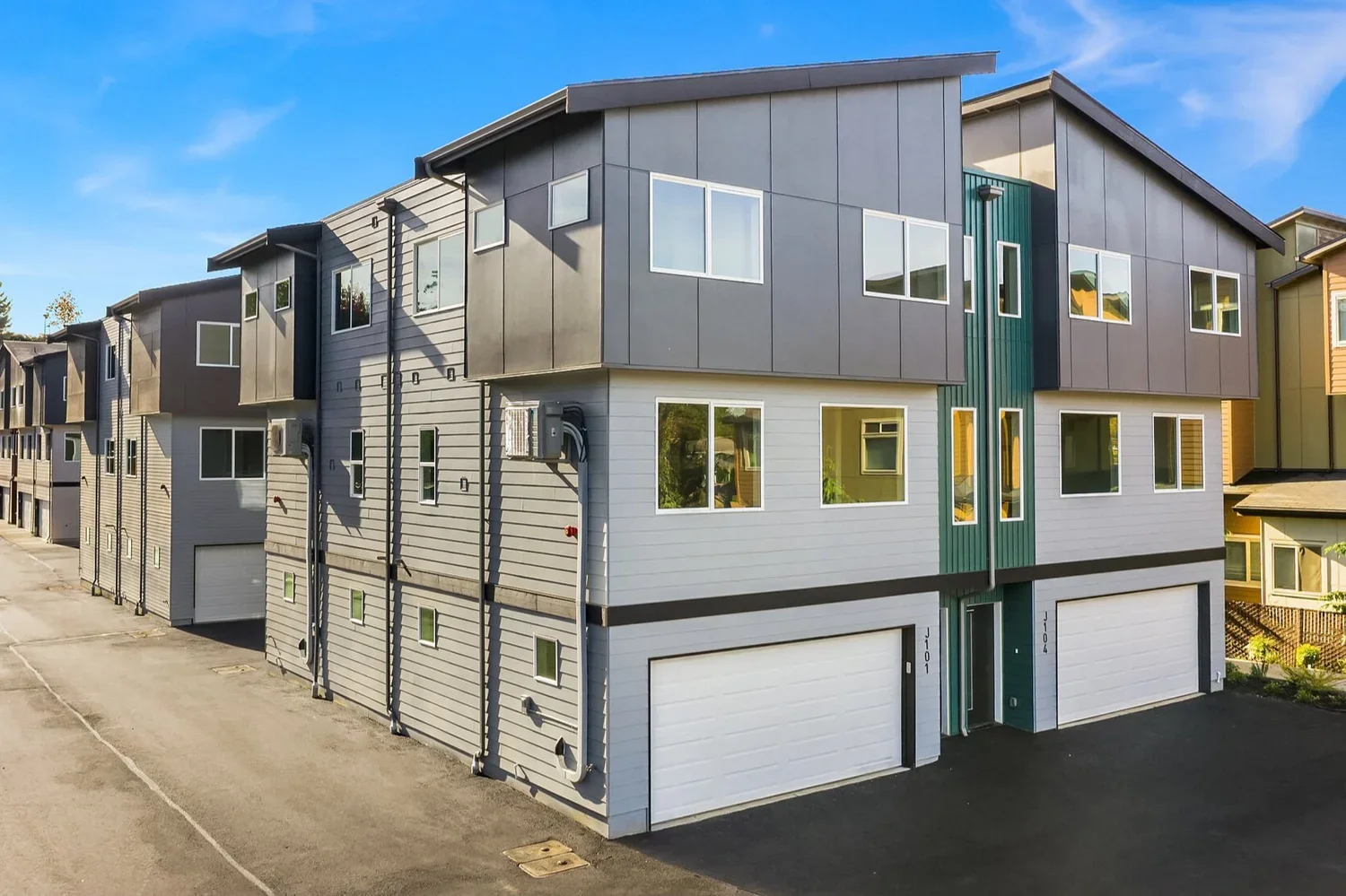 Sunnyside Gardens Townhomes