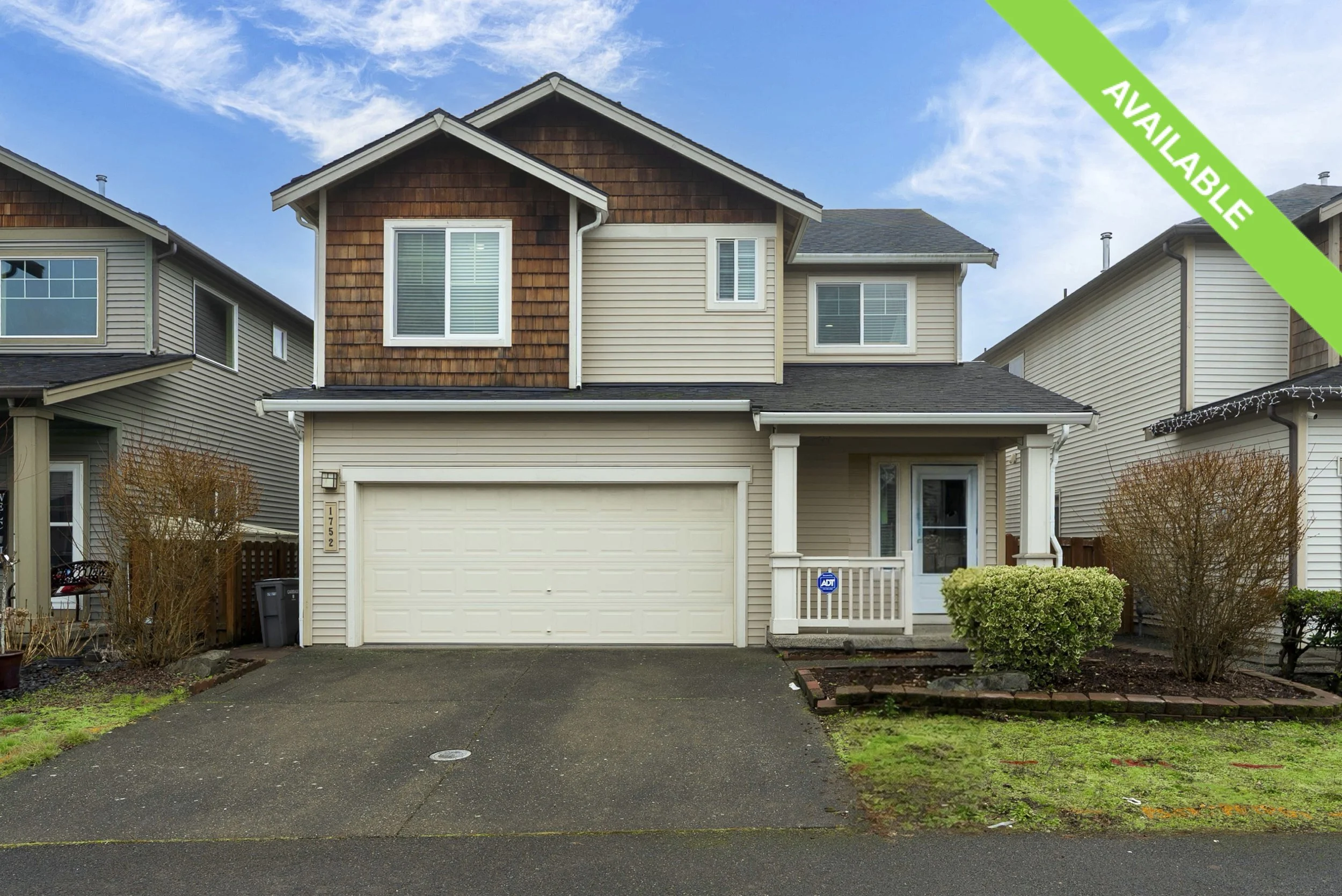 Auburn: Cozy 2-Story Home!