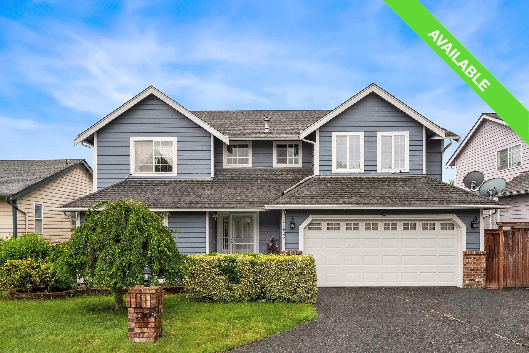 Seattle: 2-Story Home!