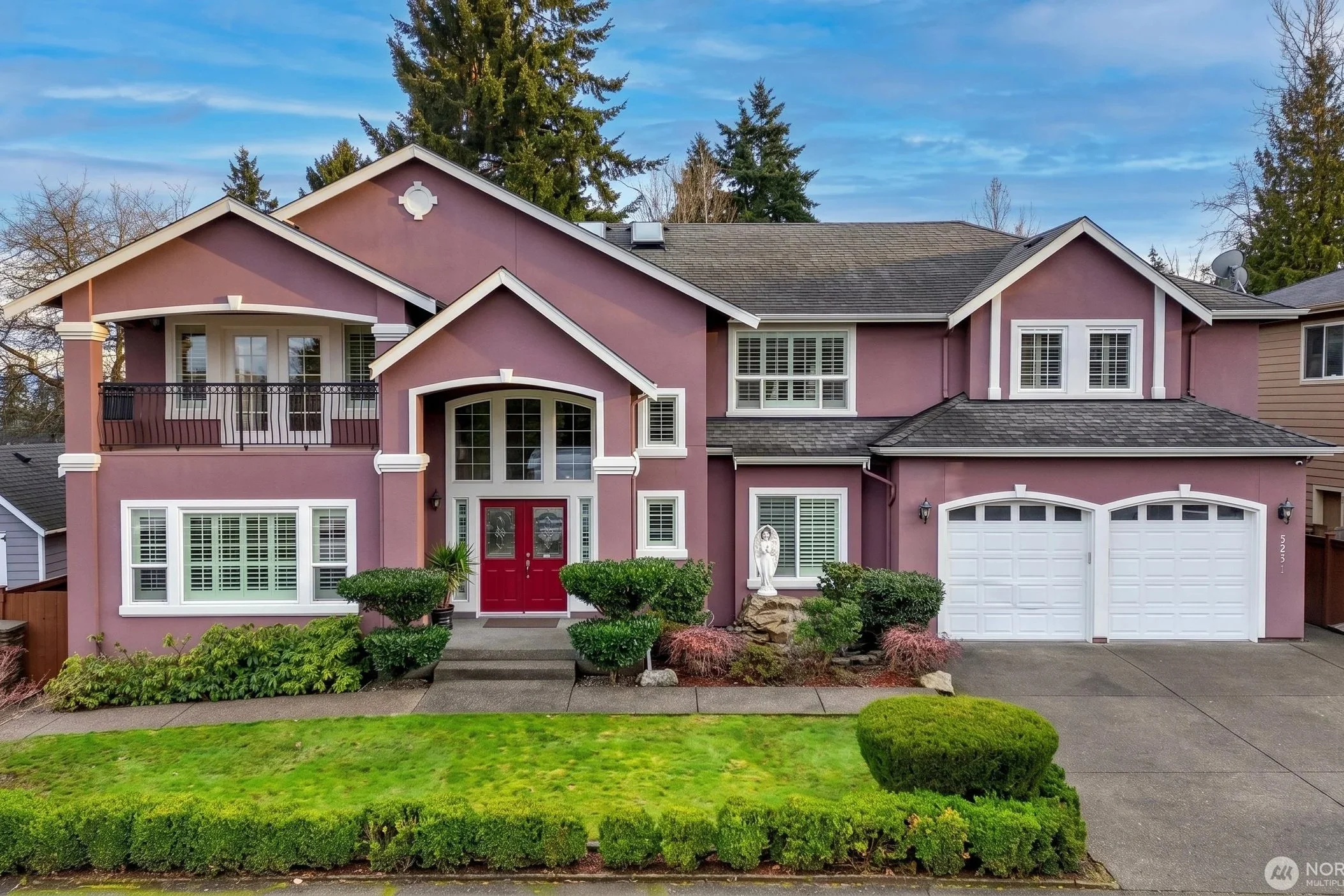 3,890 SqFt | 6 Beds | 3 Baths | Sold By: $1.115M