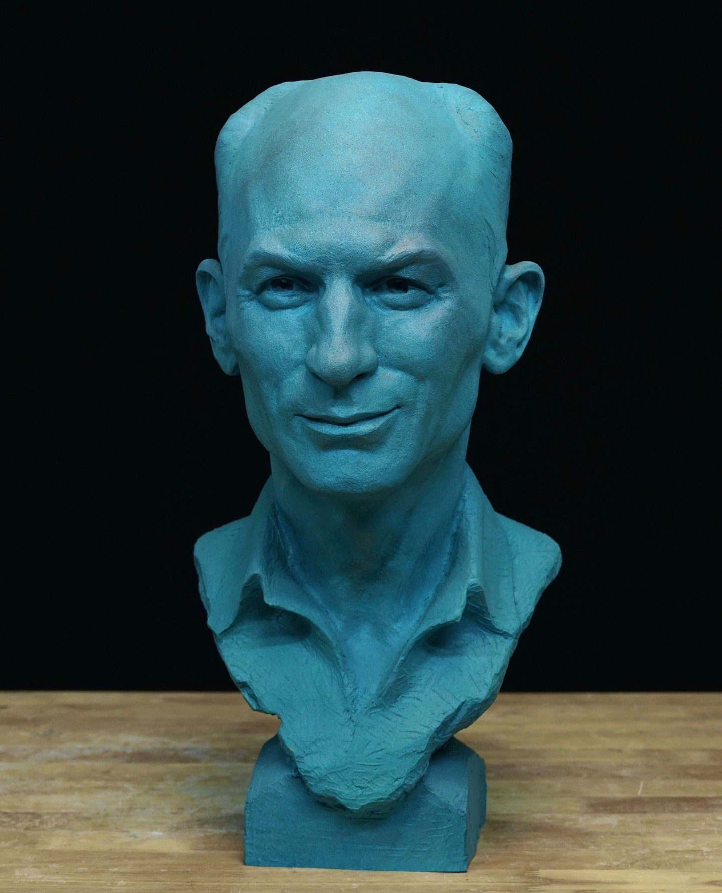 &quot;Ernie Pyle&quot; is a stunning sculpture by May 2023 Edition Winner of the Monthly Art Award, Quintin McCann 👁️🖌️⁠
⁠
Double-tap and show some love! ❤️😍⁠
⁠
#sculpture #artist #boynesartistaward #artaward