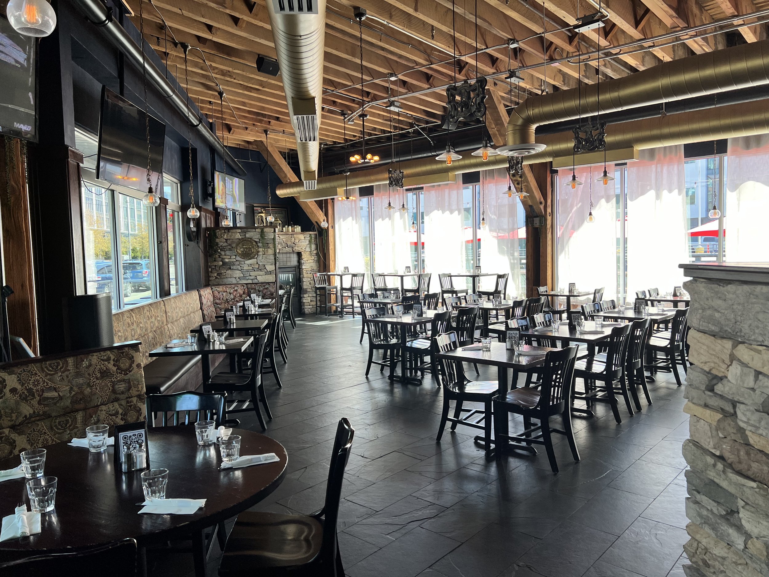 Pub 70 Dining Area with tables and chairs
