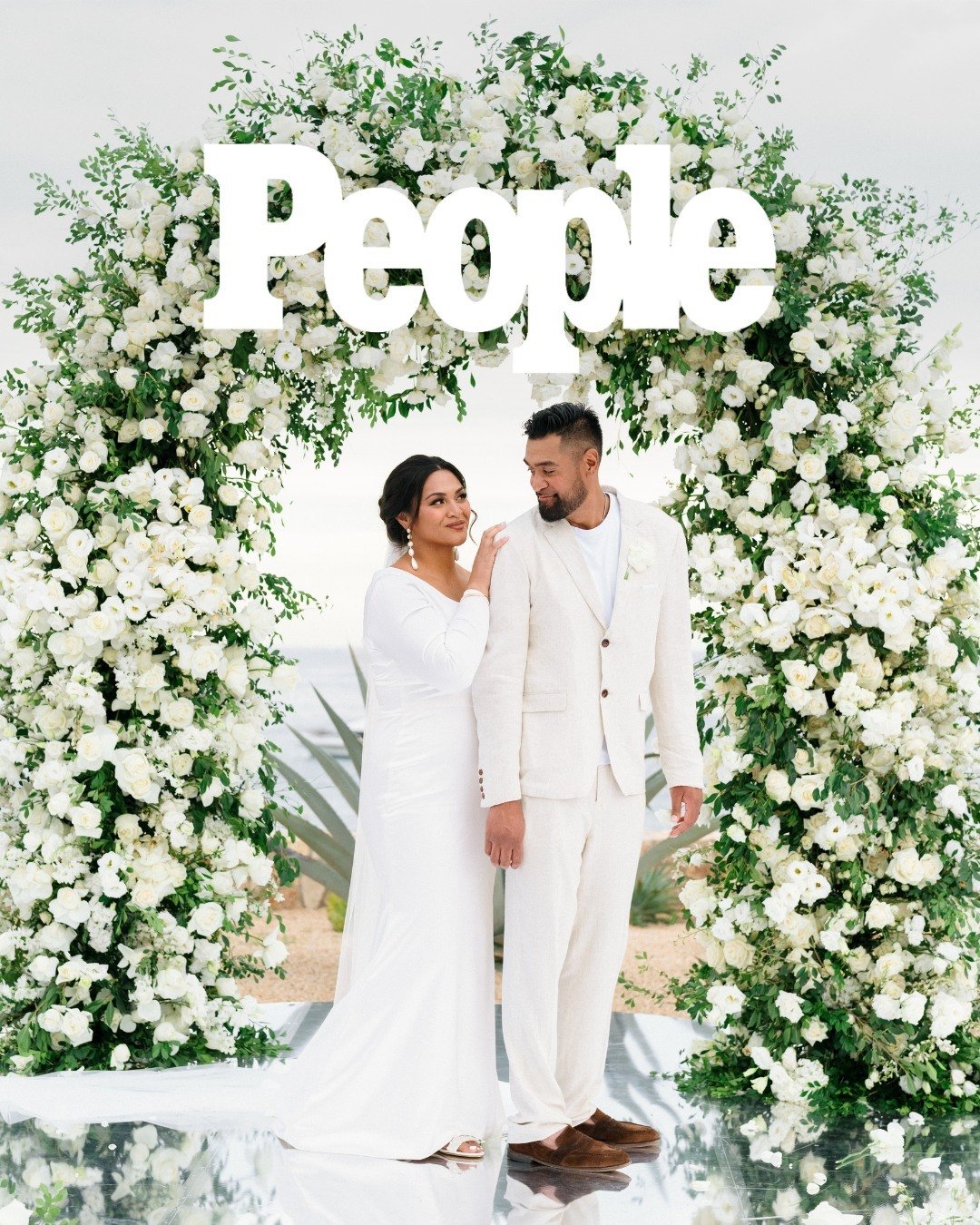 PGA Golfer @tonyfinaugolf + @laynafinau 's romantic vow renewal is live exclusively on @people! 🤍🌾 

We're so excited to have placed @karlacasillasandco on PEOPLE.com where you can see the larger than life details that her team brought to life! 

T