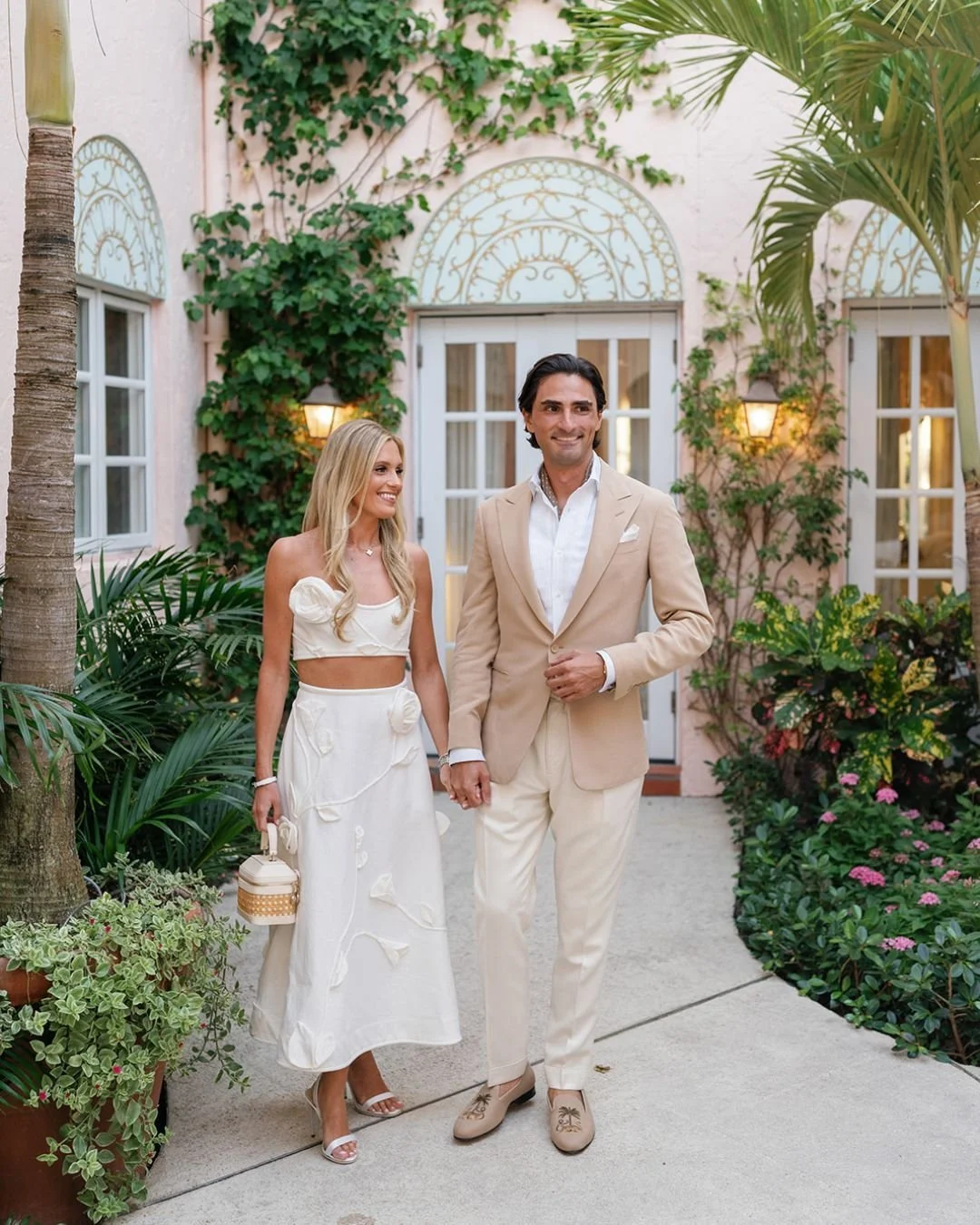rose-thompson-and-gregory-bruno-wedding-on-elle-magazine-be-inspired-pr-04.jpg