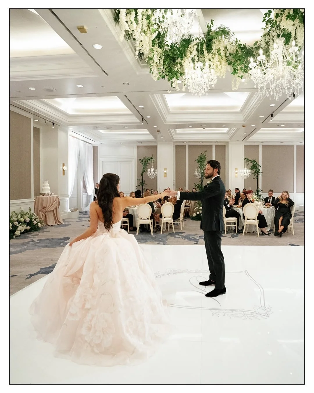 elaina-michelle-wedding-on-over-the-moon-be-inspired-pr-04.jpg