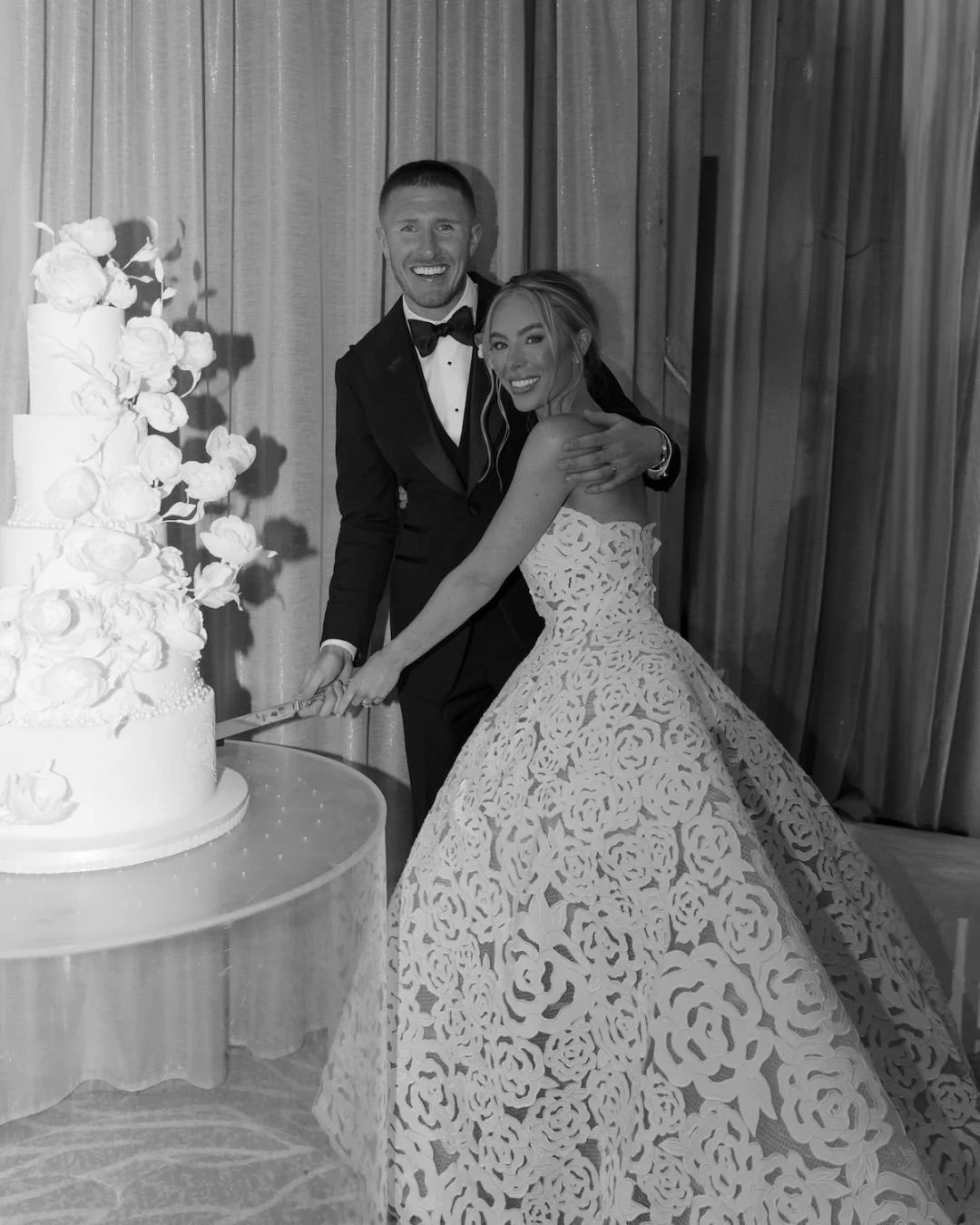john-lundstram-and-megan-stant-wedding-on-over-the-moon-be-inspired-pr-05.jpg