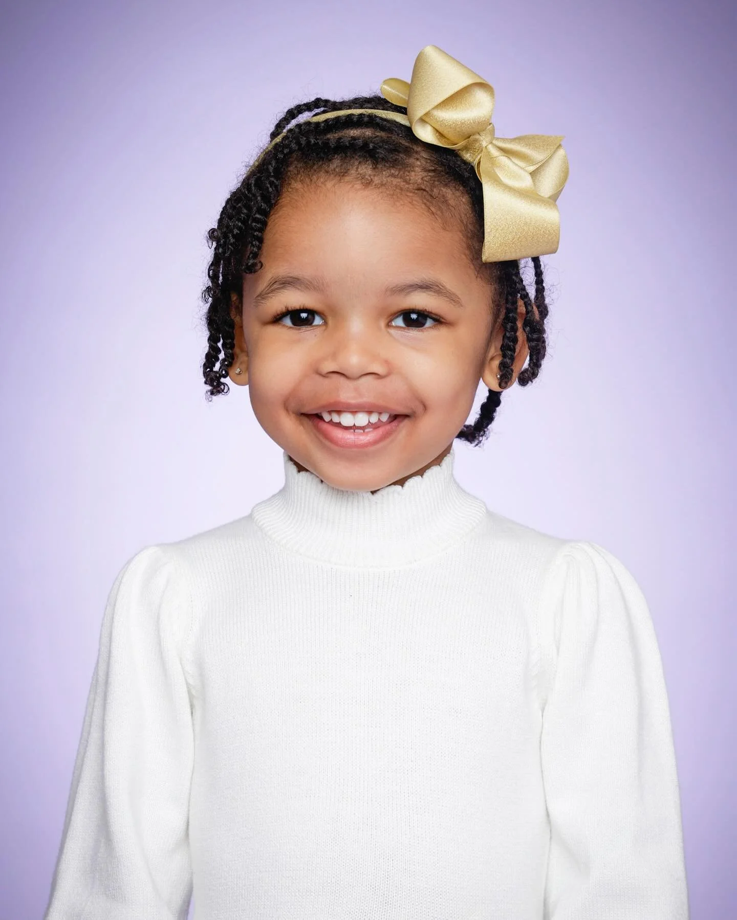 A smile this sweet deserves to be shared 💜✨ #CutestSmile