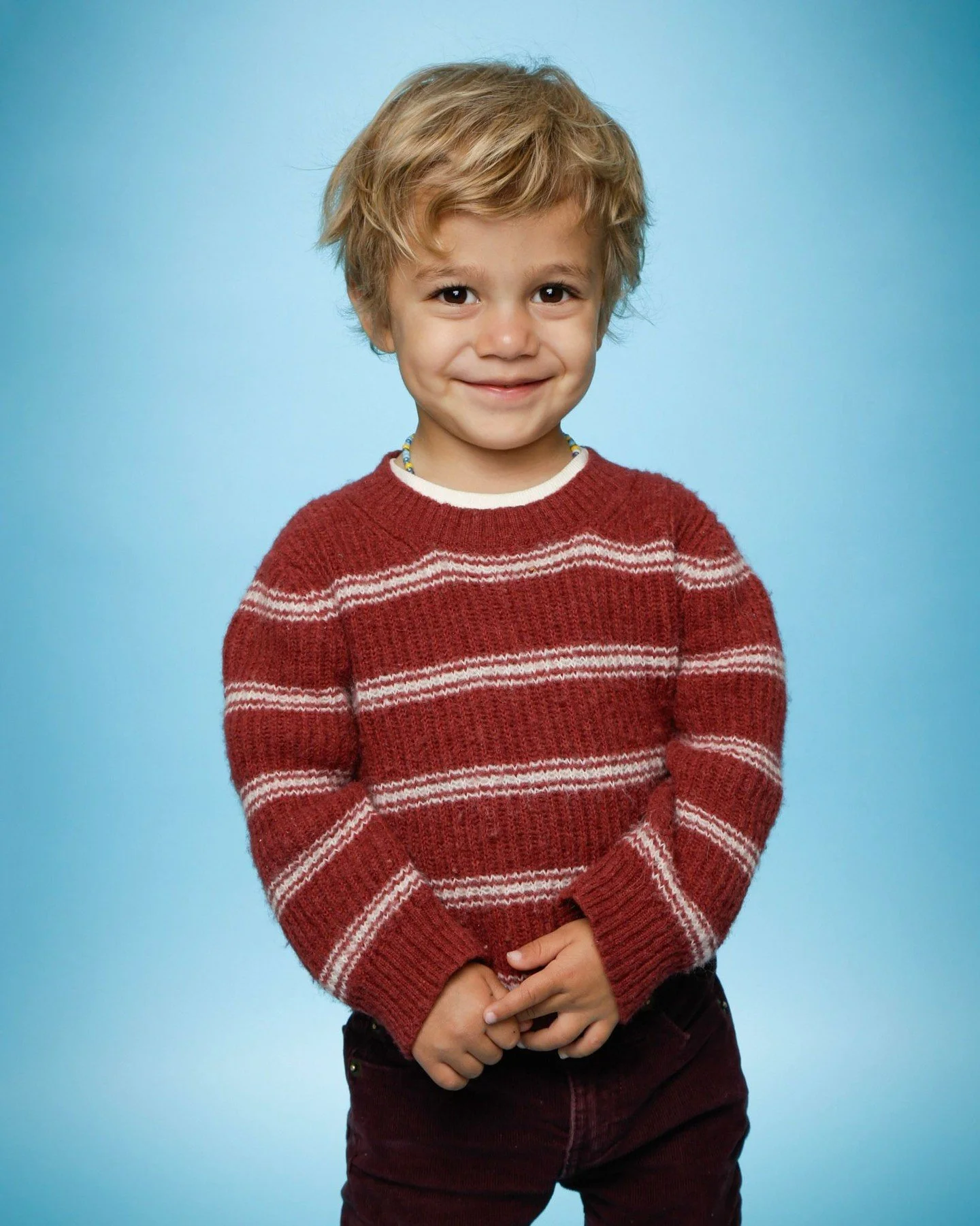 BRR - It's cold out there! We're wearing sweaters and staying cozy, what about you? 

#SchoolPhotos #SchoolPictureDay