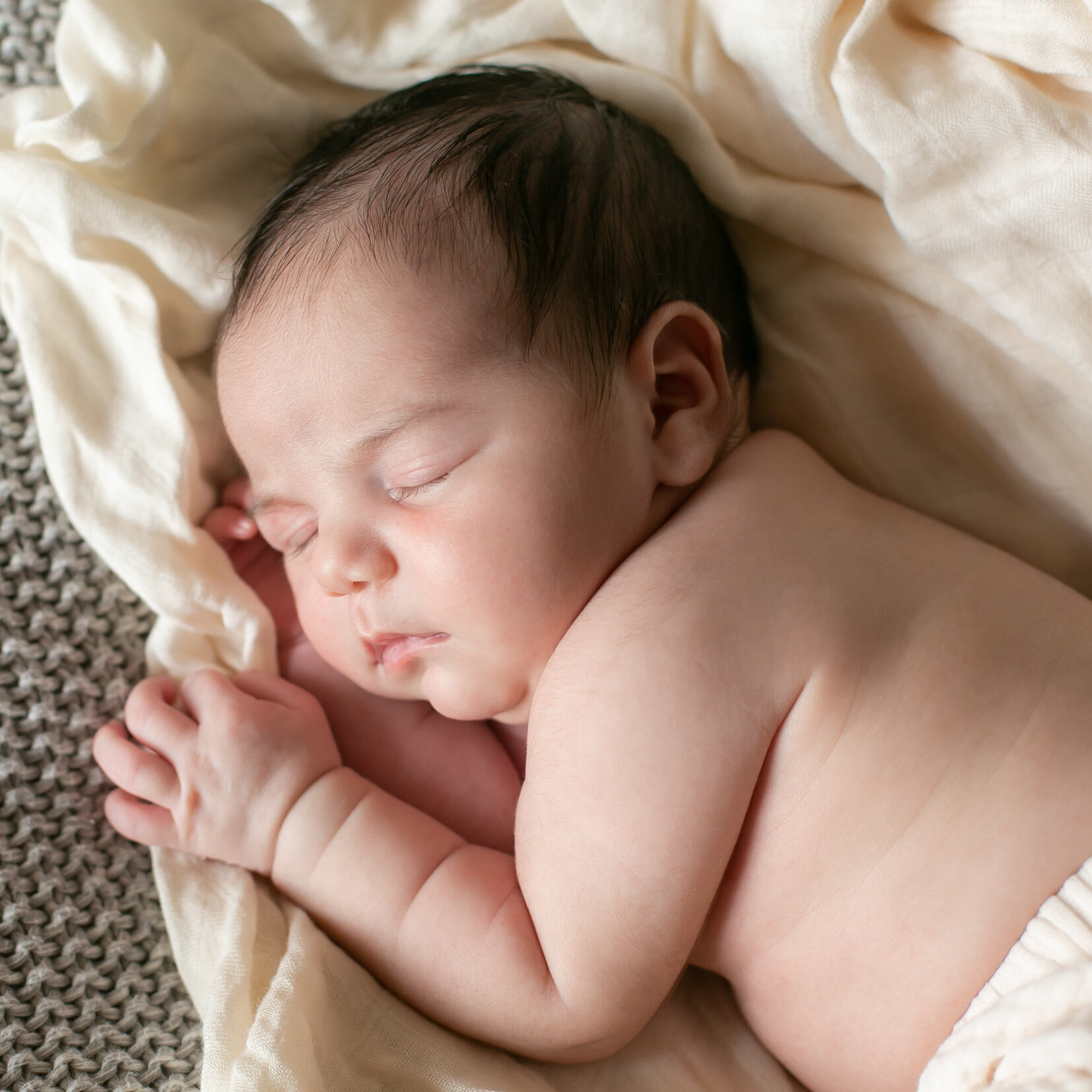 Bright_Photography_newborn_home_sessions-1.jpg