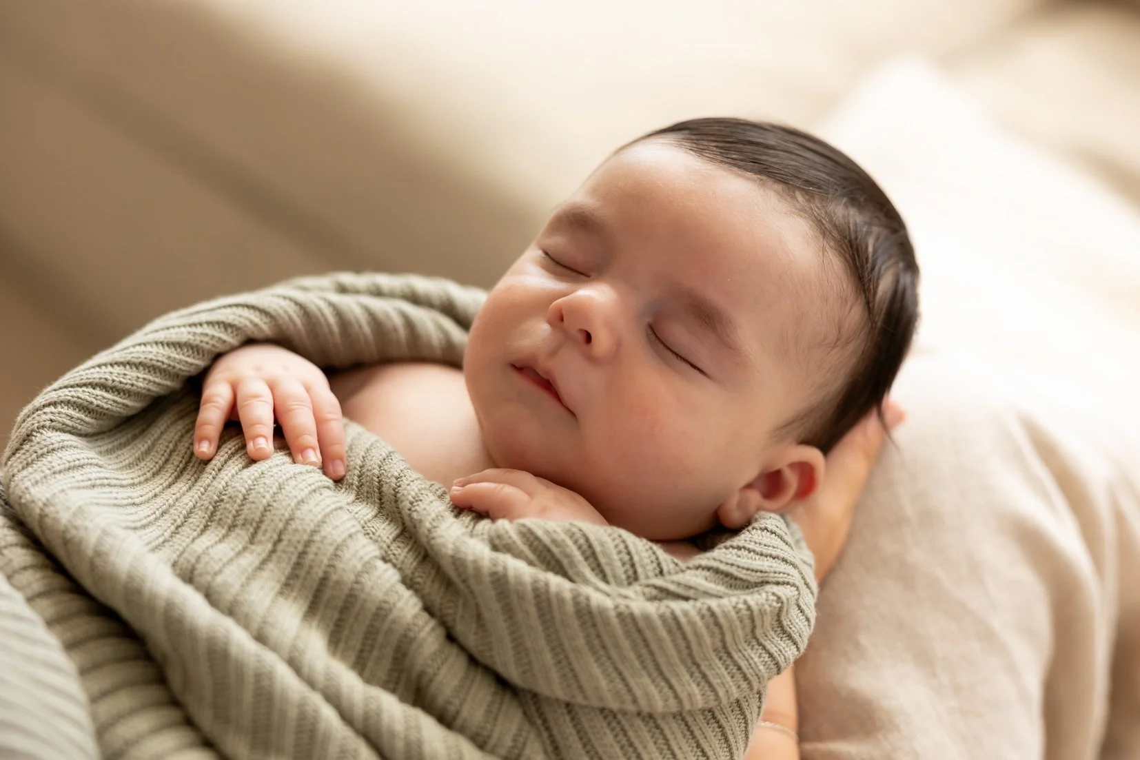 260823_Bright_Photography_Newborn_Lifestyle_Photography_Session-2.jpg