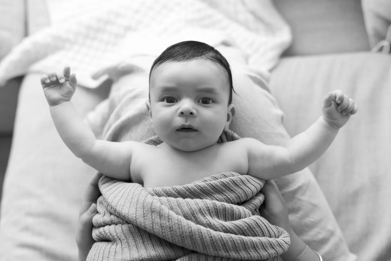 260823_Bright_Photography_Newborn_Lifestyle_Photography_Session-6.jpg