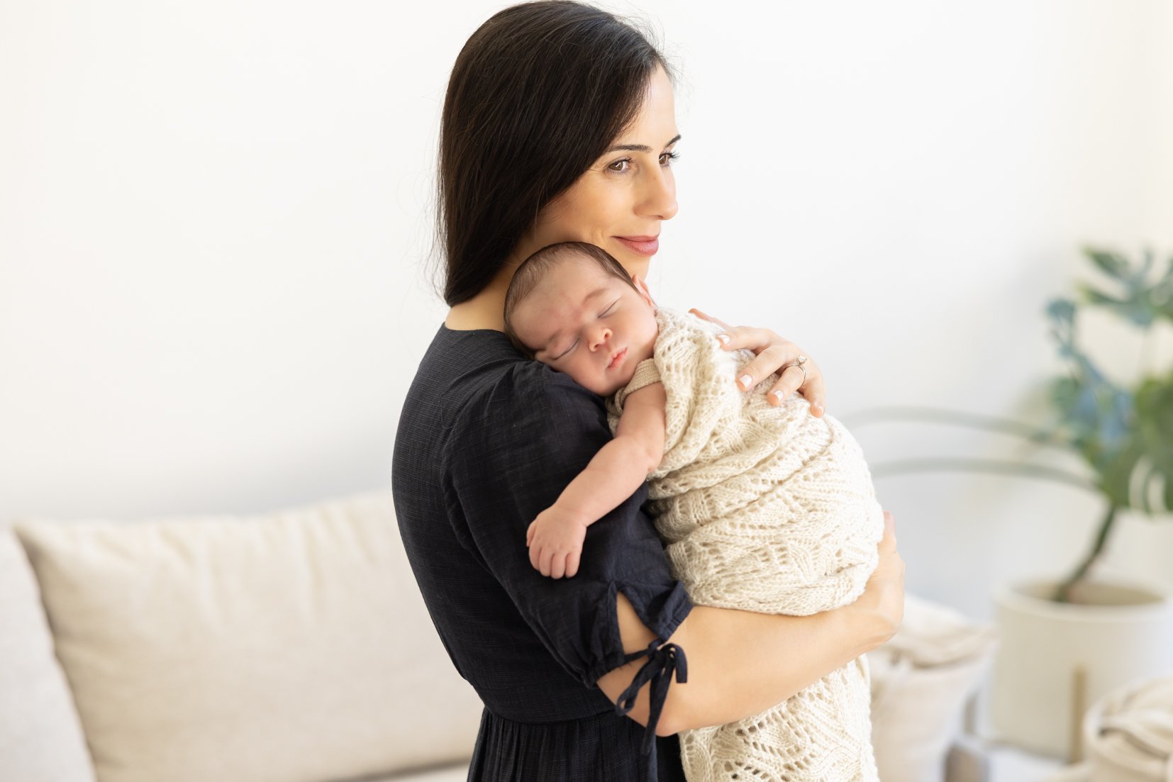 newborn home photography session