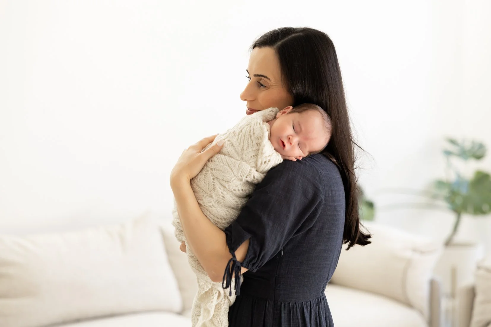 newborn home photography session