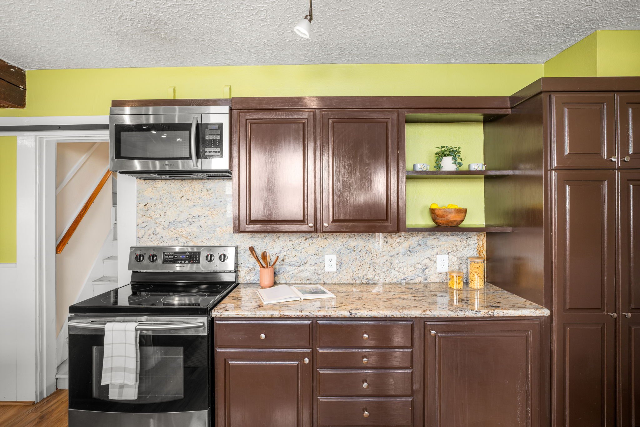 3400 NE 66th Ave'-21.jpg