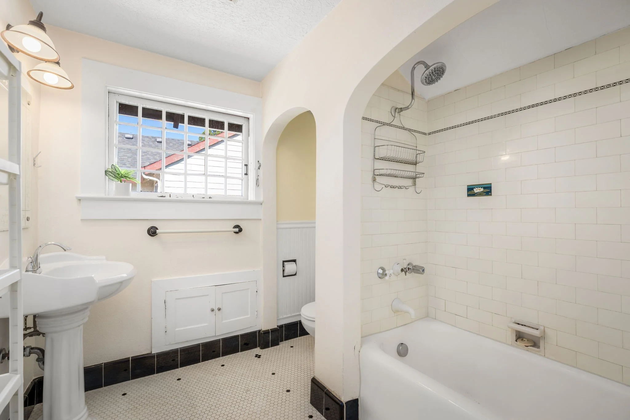 3400 NE 66th Ave'-8.jpg