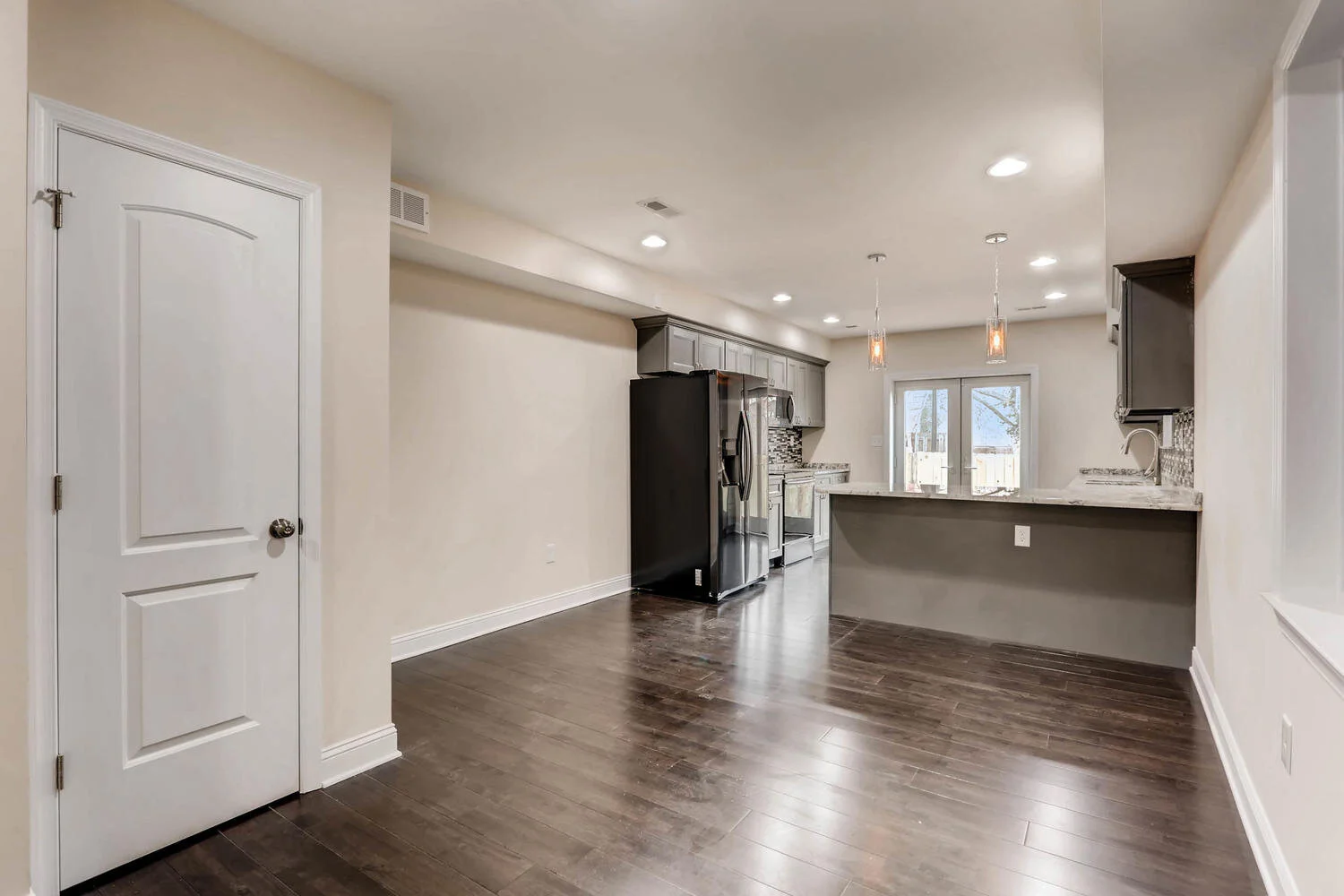 103 Scott Street Baltimore MD-large-009-033-Dining Room-1500x1000-72dpi.jpg