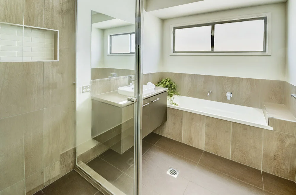 Pacific-Wardrobes-Glass-Web-Gallery-20.jpg