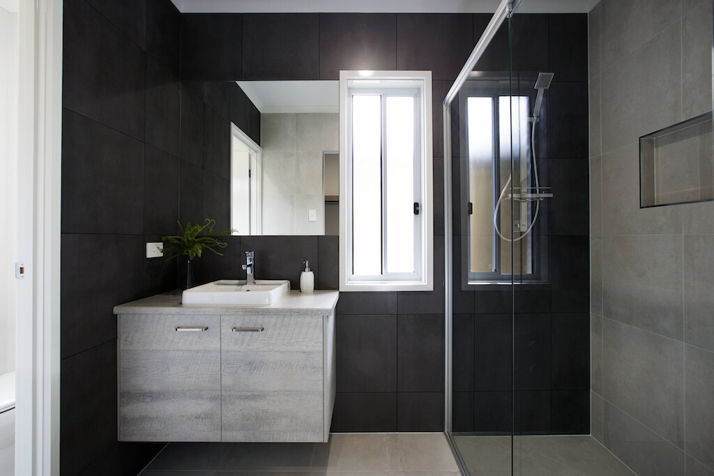 Pacific-Wardrobes-Glass-Web-Gallery-17.jpg