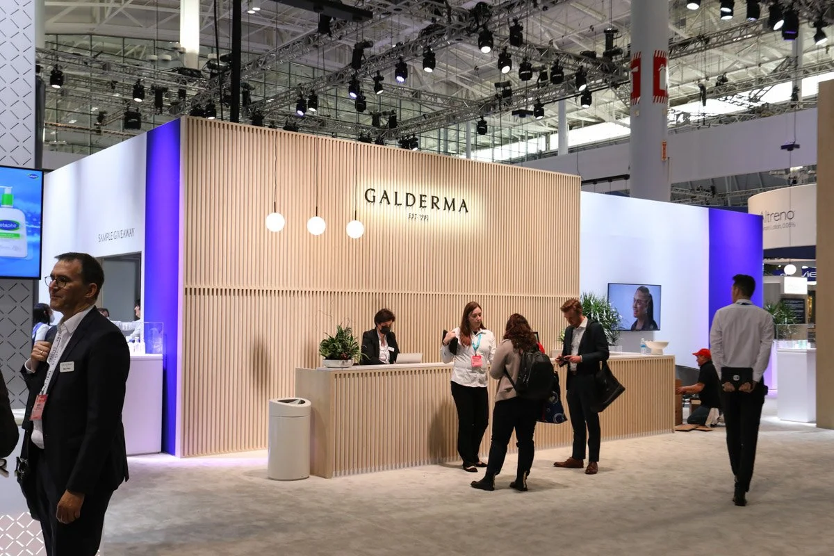 Busy medical exhibitors showcasing at the Boston Convention and Exhibition Center