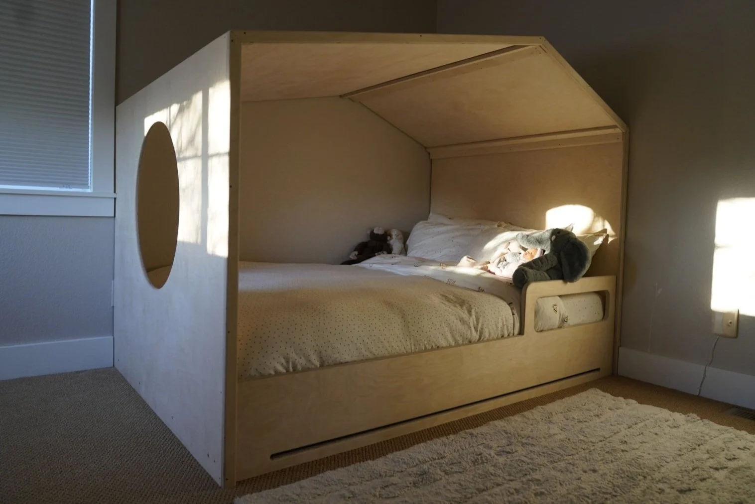 Maeve's Bed.jpg