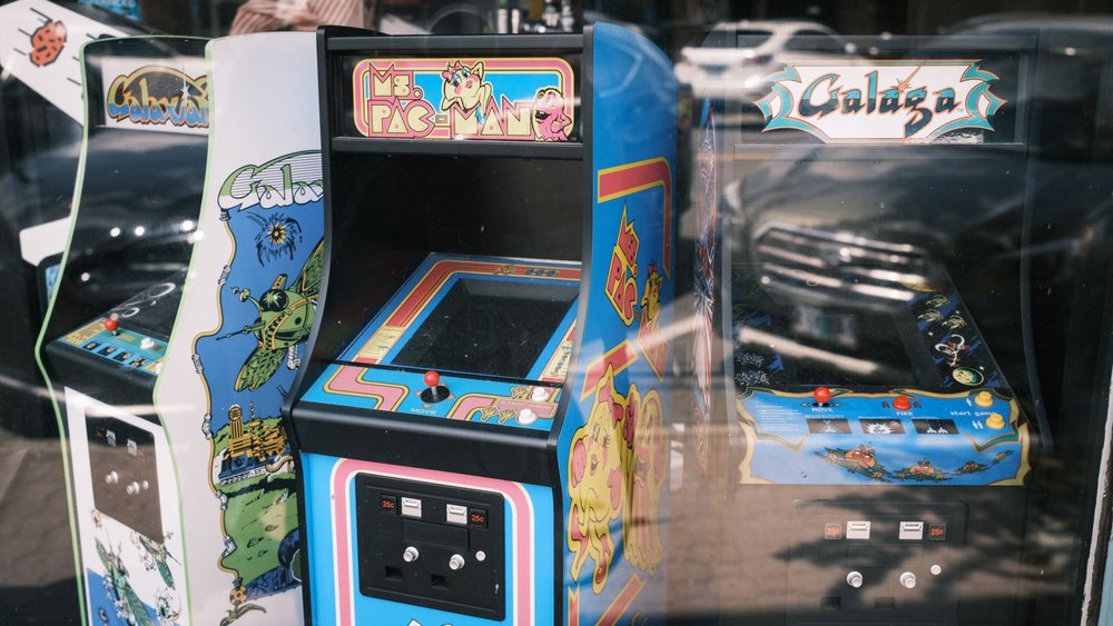Tiny old arcade game replicas on shop display in downtown Bend, Oregon
