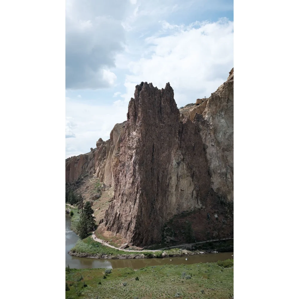 Towering rock and River Trail in Smith Rock State Park