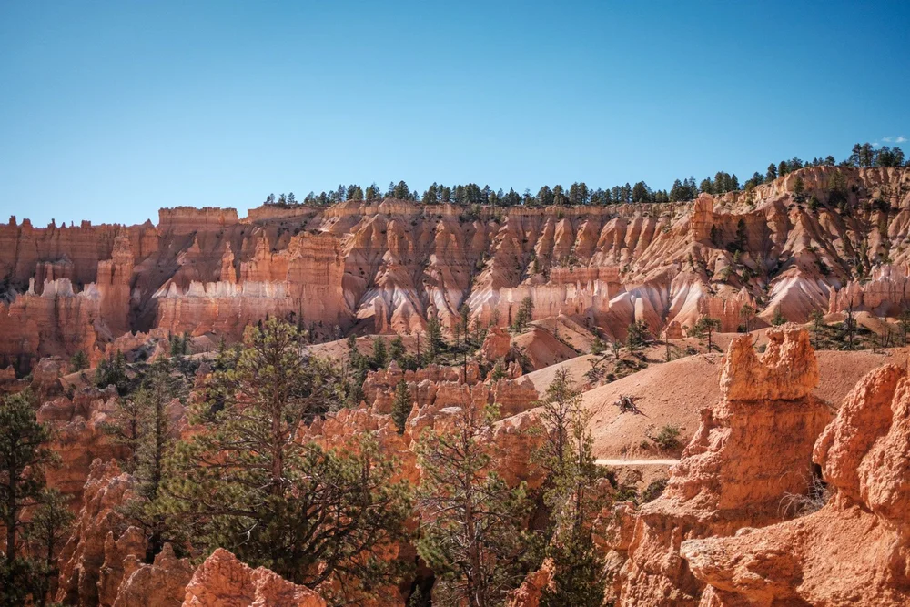 Gradation of colors on cliffs on Queens Garden Trail in Bryce Canyon