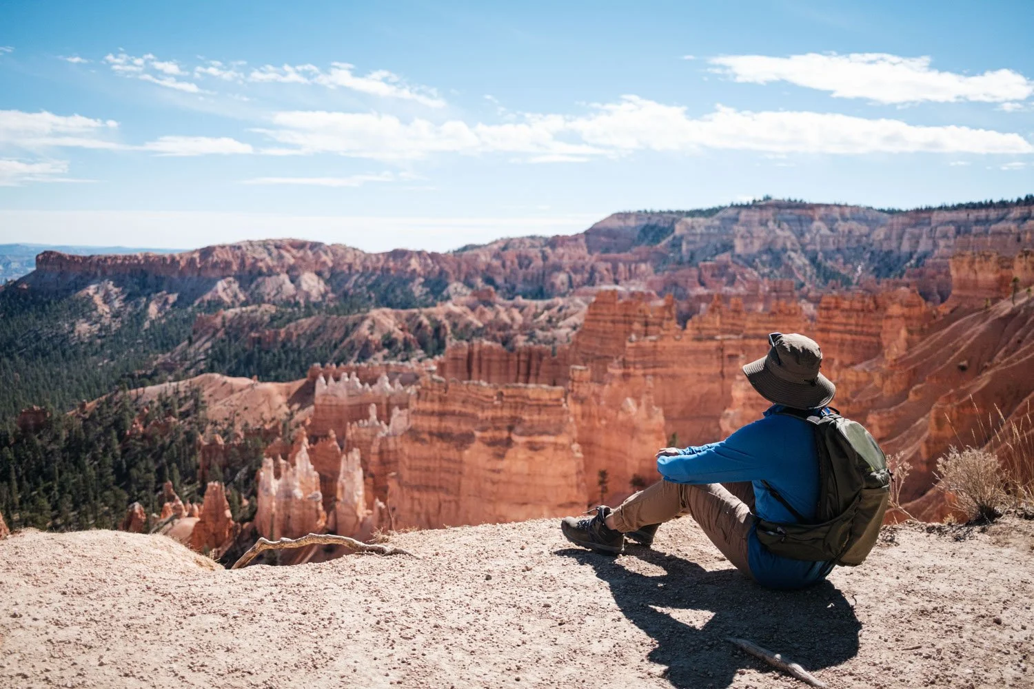 Amazed at hoodoo formations at Sunset Point in Bryce Canyon